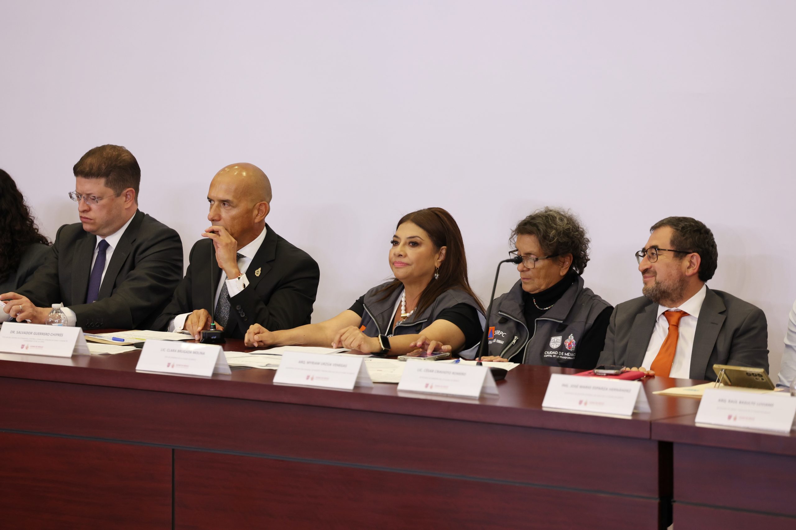 La Jefa de Gobierno de la Ciudad de México, Clara Brugada Molina, encabezó la presentación del informe del Segundo Simulacro Nacional 2025. Fotografía: La Isabel.