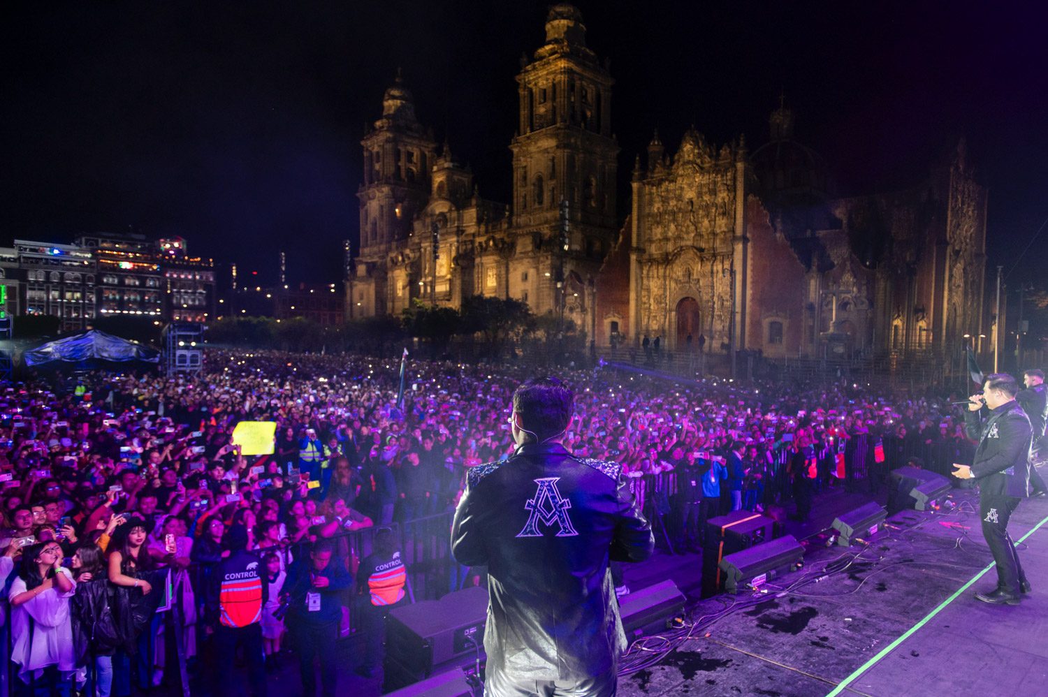 215_Aniversario_del_Grito_de_Independencia_29