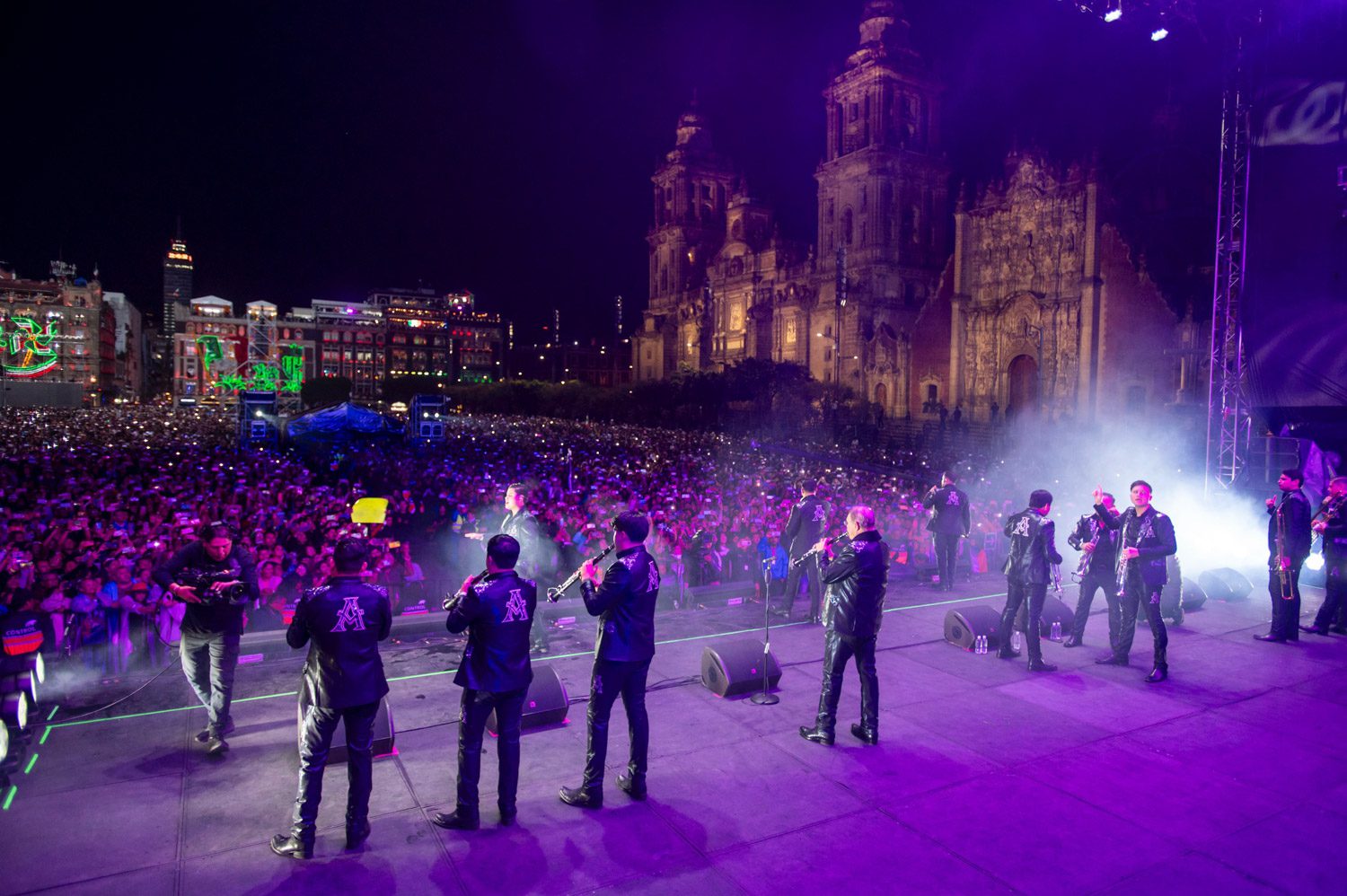 215_Aniversario_del_Grito_de_Independencia_33