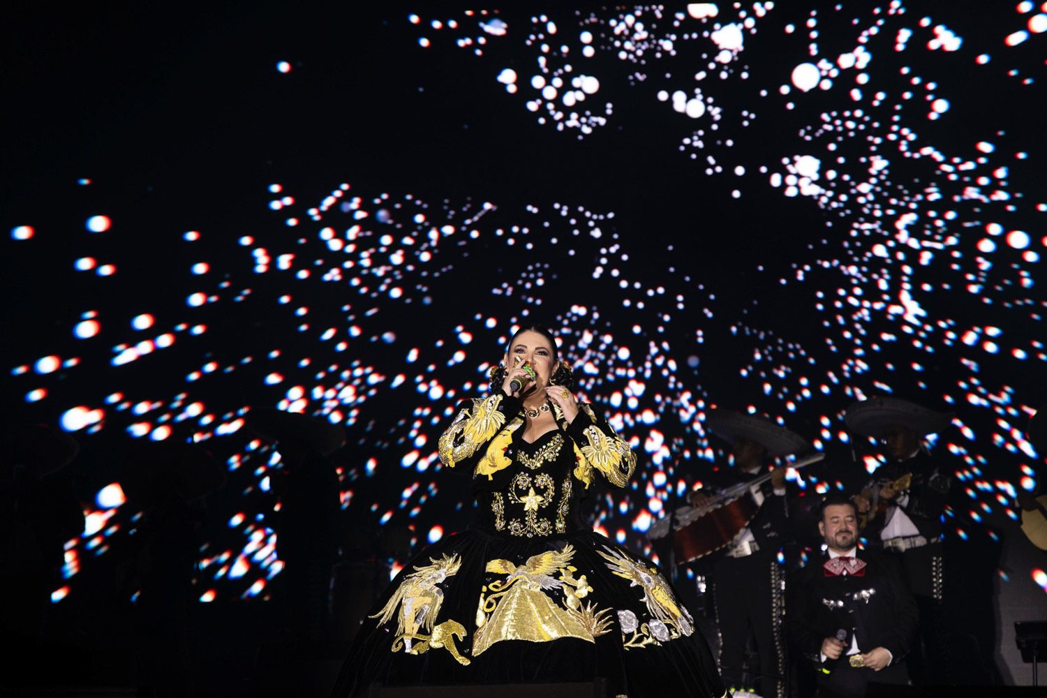 215_Aniversario_del_Grito_de_Independencia_35