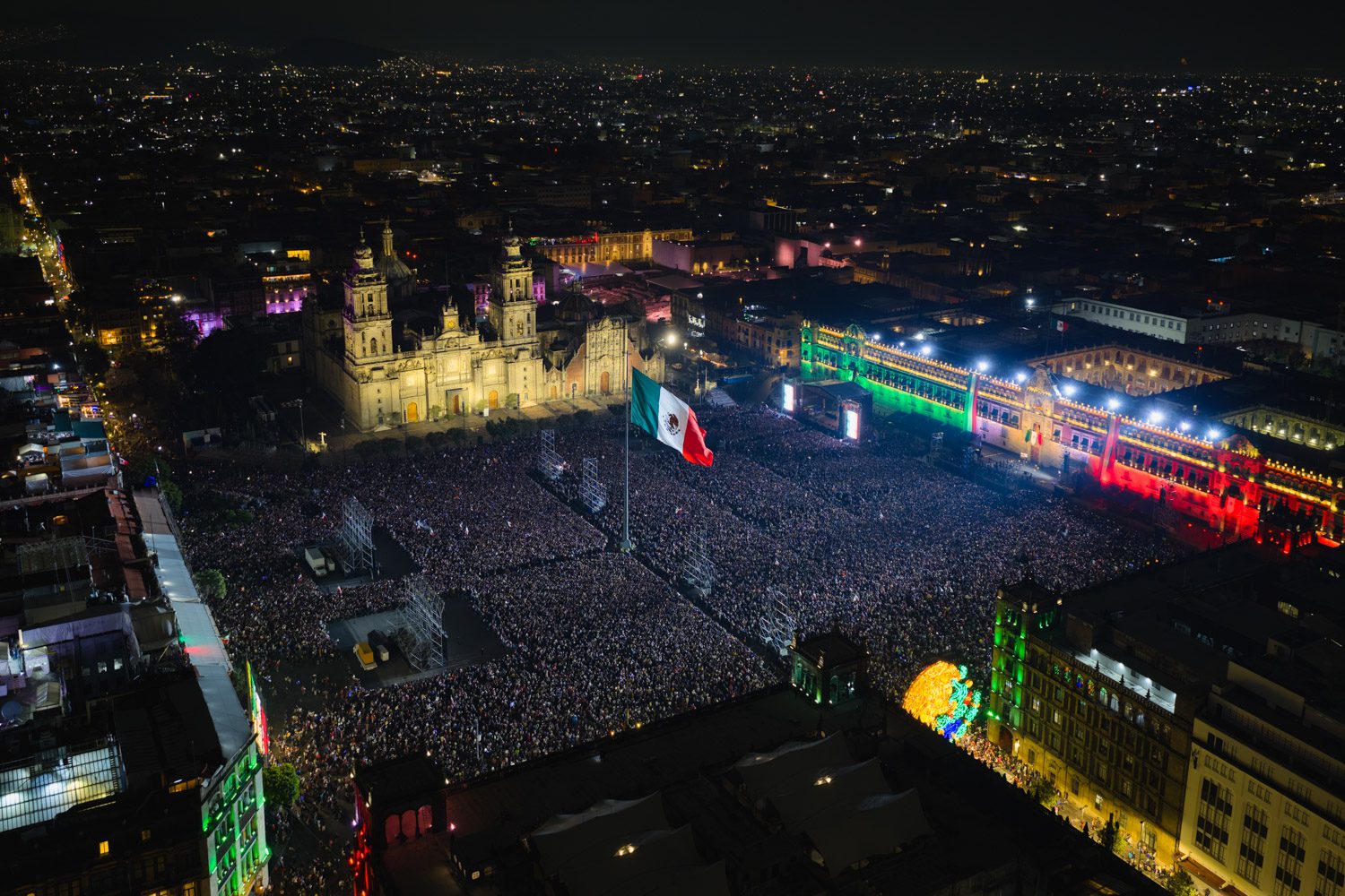 215_Aniversario_del_Grito_de_Independencia_7