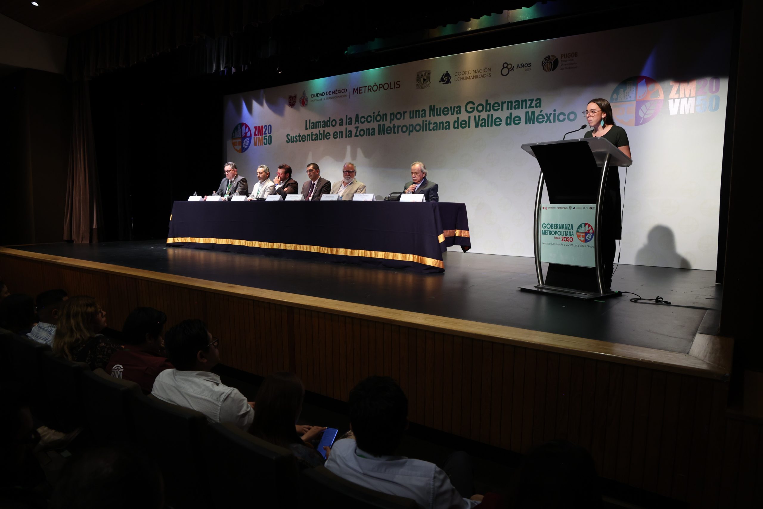 Firma del “Llamado a la Acción por una Nueva Gobernanza Sustentable”. Fotografía: La Isabel.