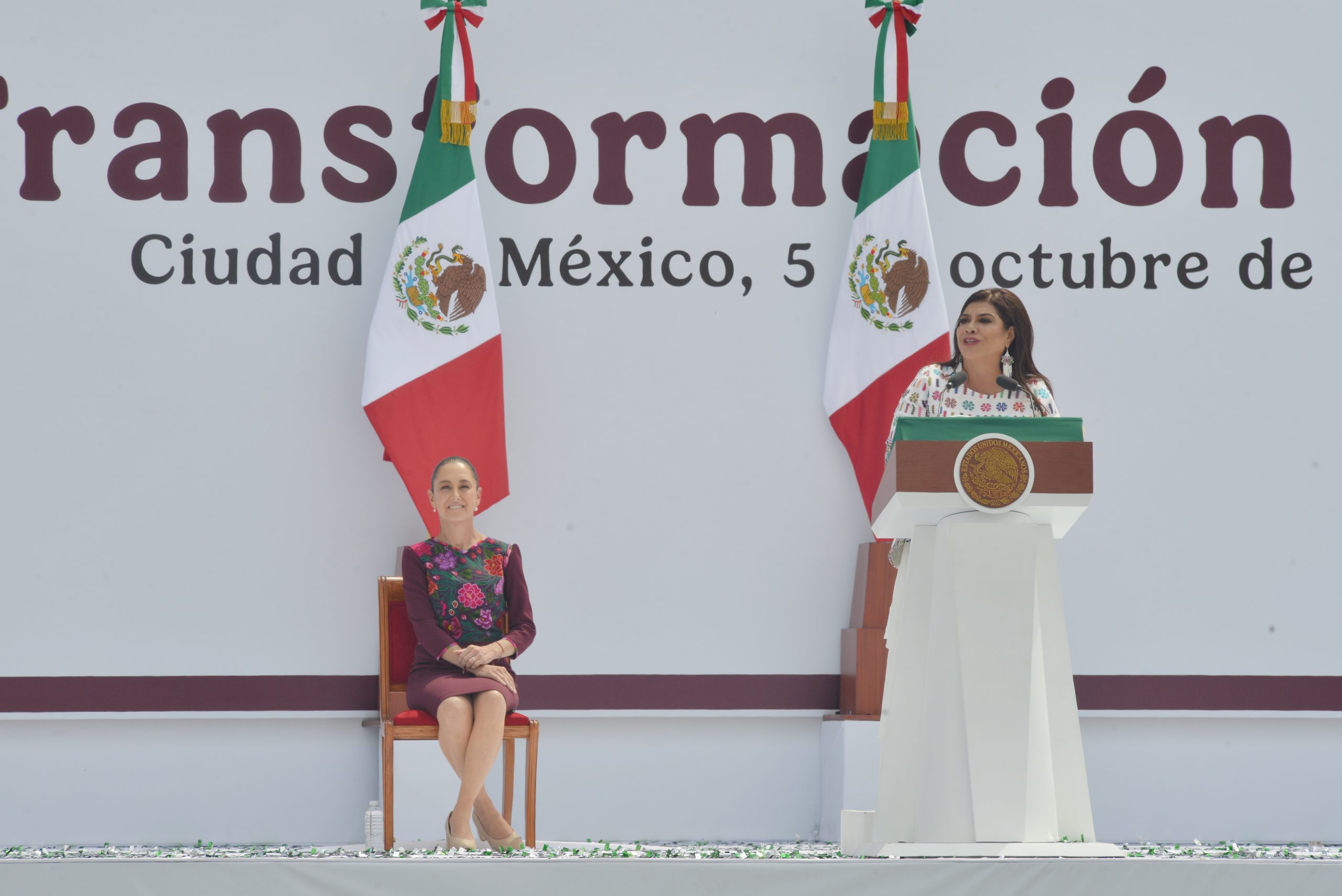 Informe de la presidenta Claudia Sheinbaum Pardo en el zócalo de la CDMX. Fotografía: La Isabel.