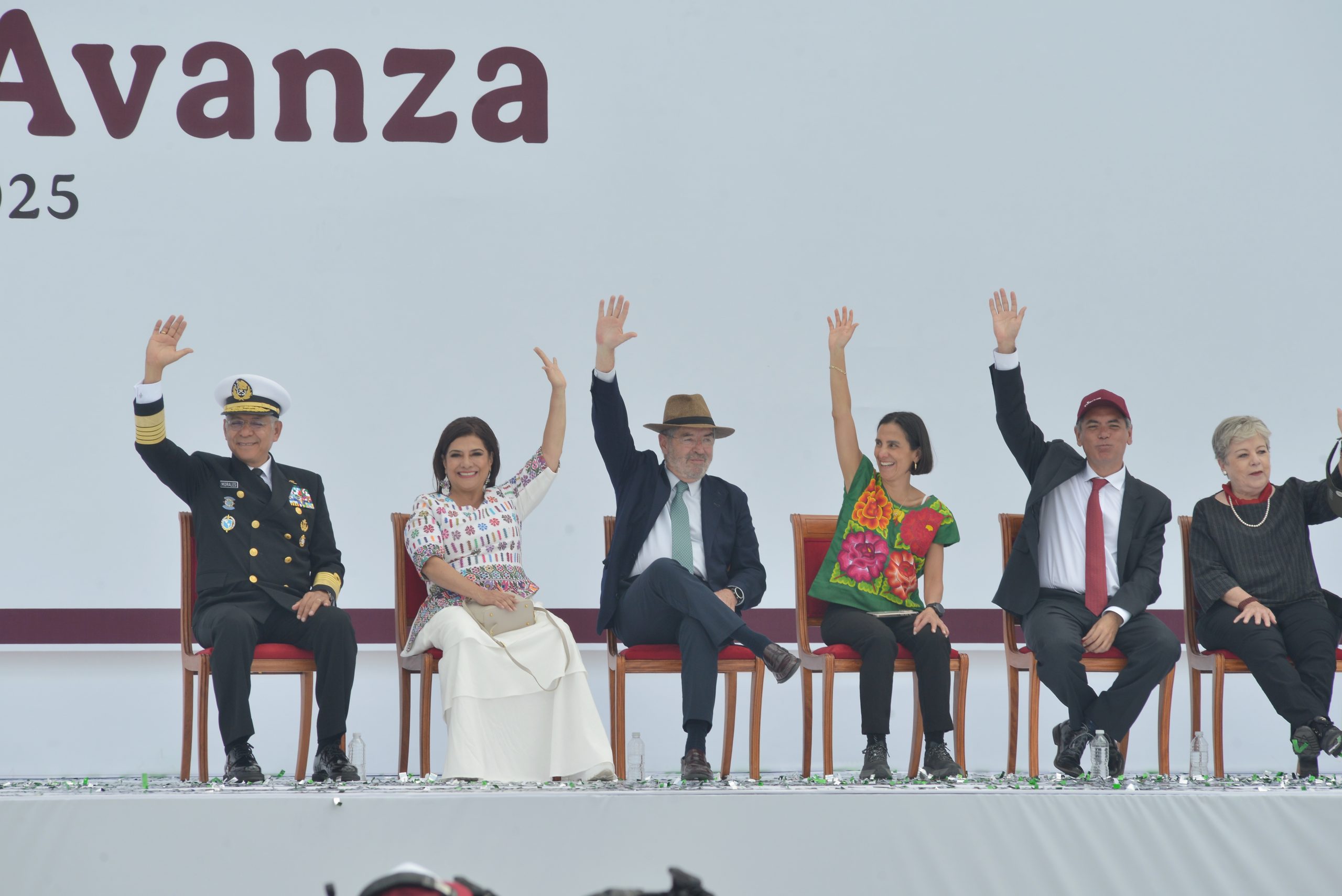 Informe de la presidenta Claudia Sheinbaum Pardo en el zócalo de la CDMX. Fotografía: La Isabel.