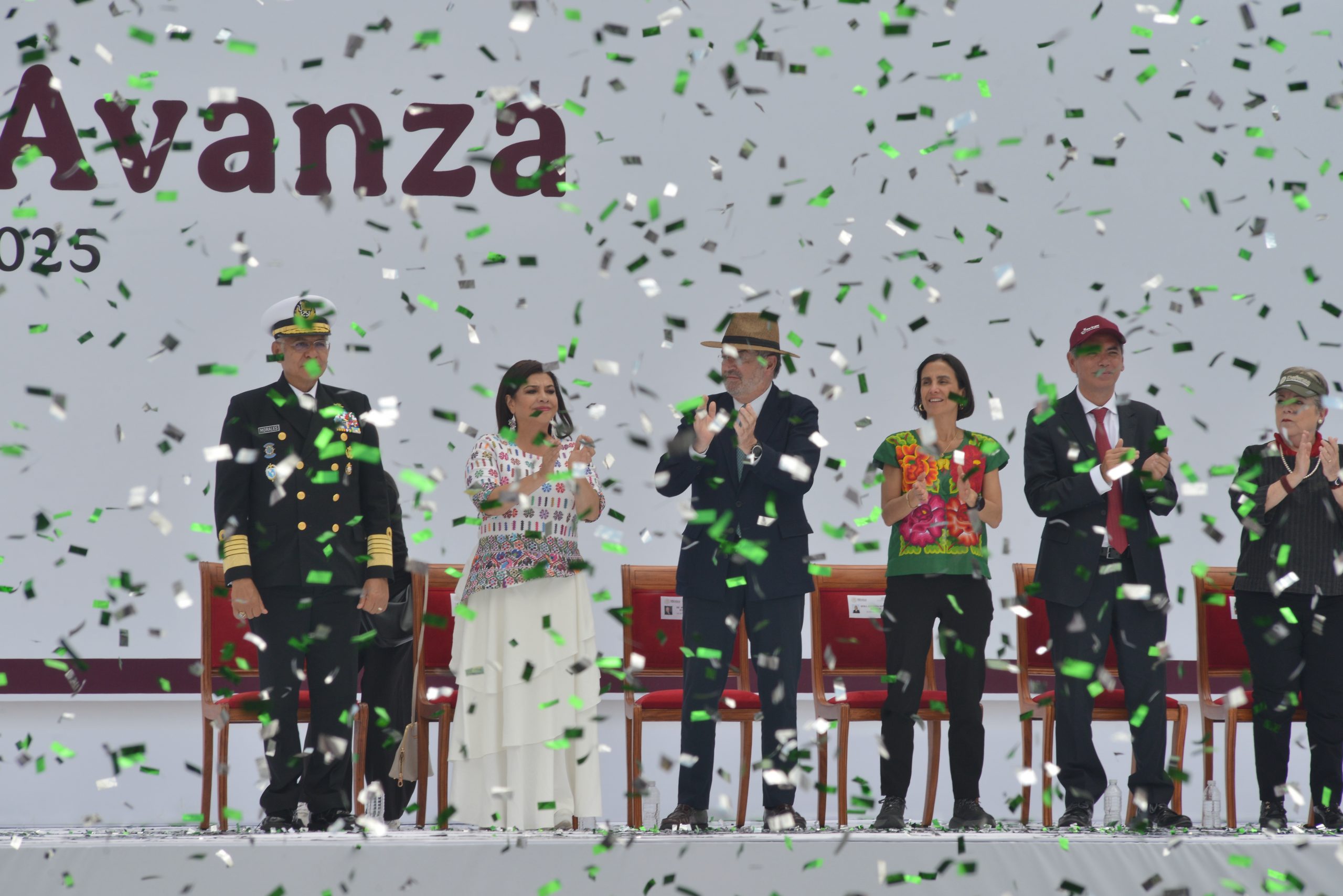 Informe de la presidenta Claudia Sheinbaum Pardo en el zócalo de la CDMX. Fotografía: La Isabel.