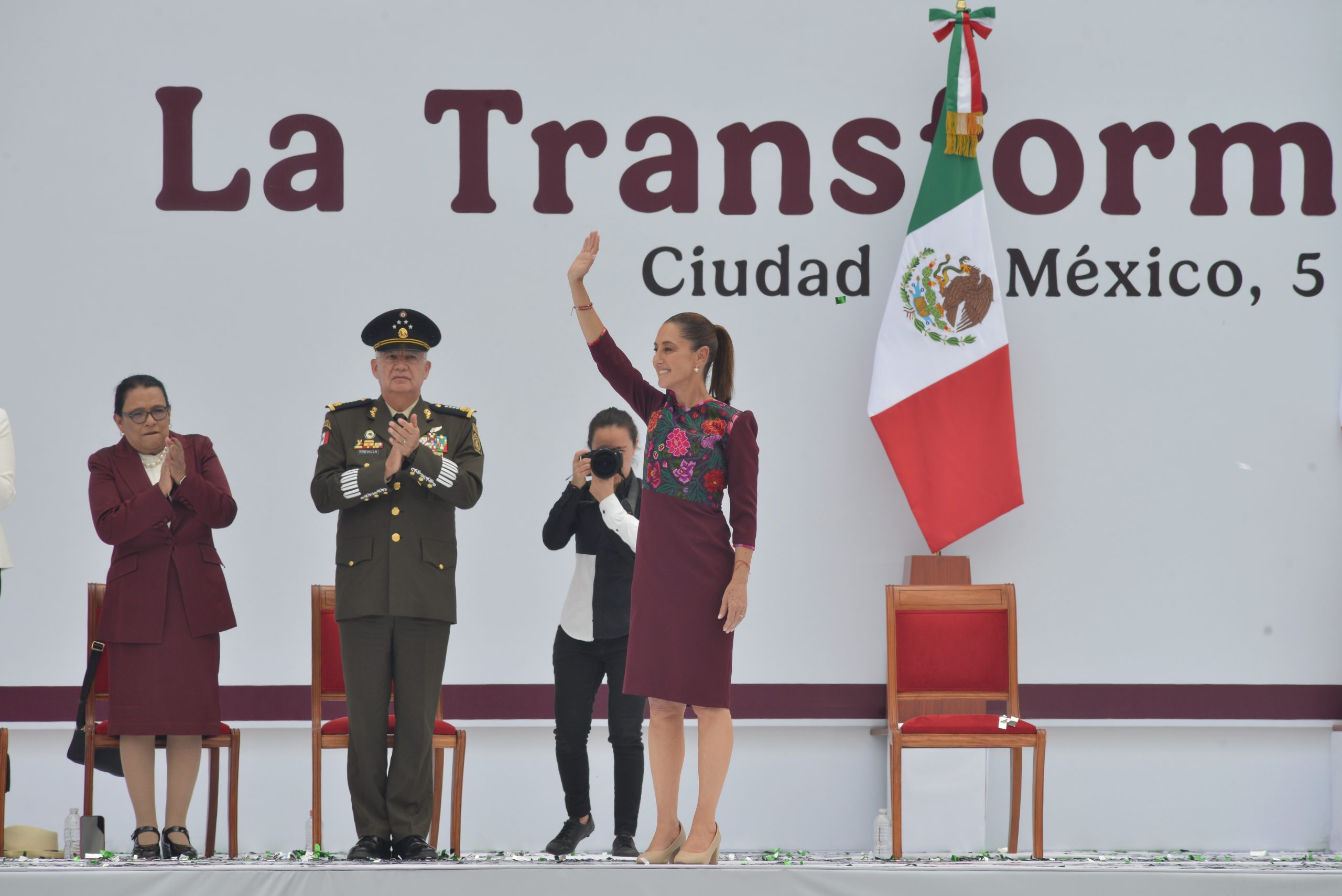 Informe de la presidenta Claudia Sheinbaum Pardo en el zócalo de la CDMX. Fotografía: La Isabel.