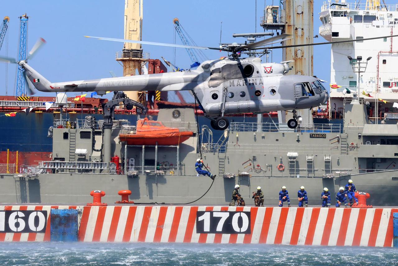 204_aniversario_de_la_Armada_de_Mexico_Veracruz (16)