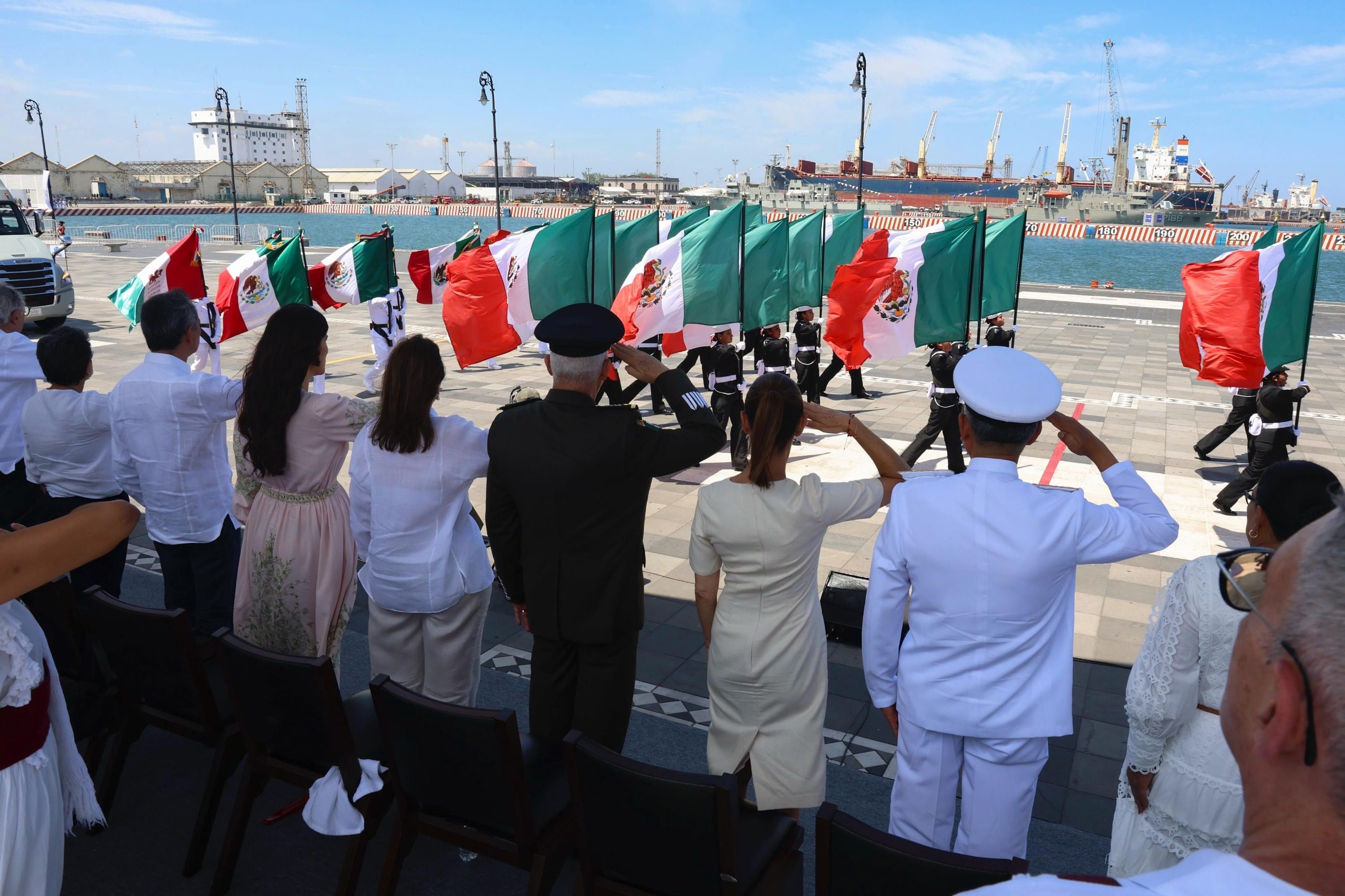 204_aniversario_de_la_Armada_de_Mexico_Veracruz (60)