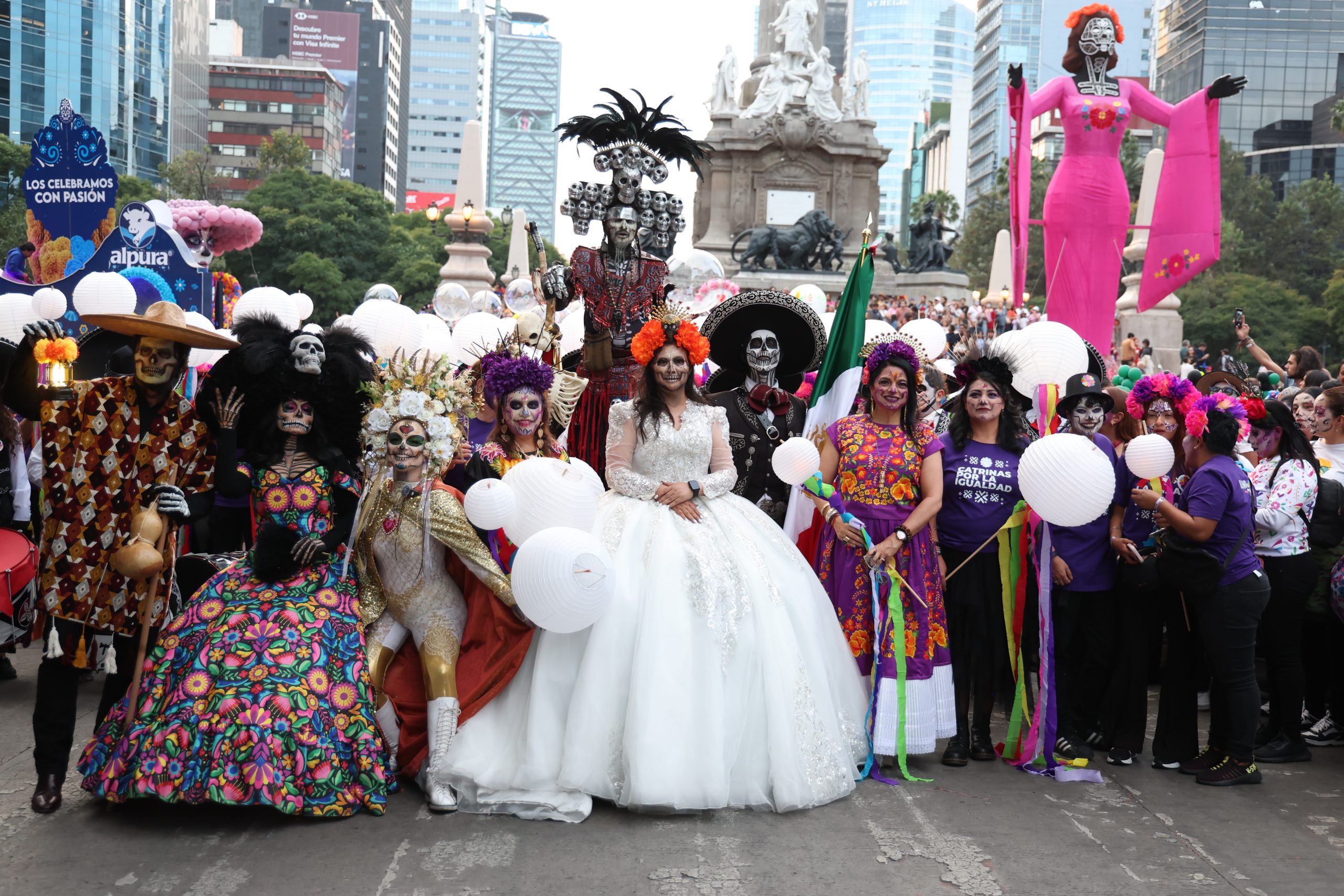 Desfile de Catrinas 2025. Fotografía: La Isabel.