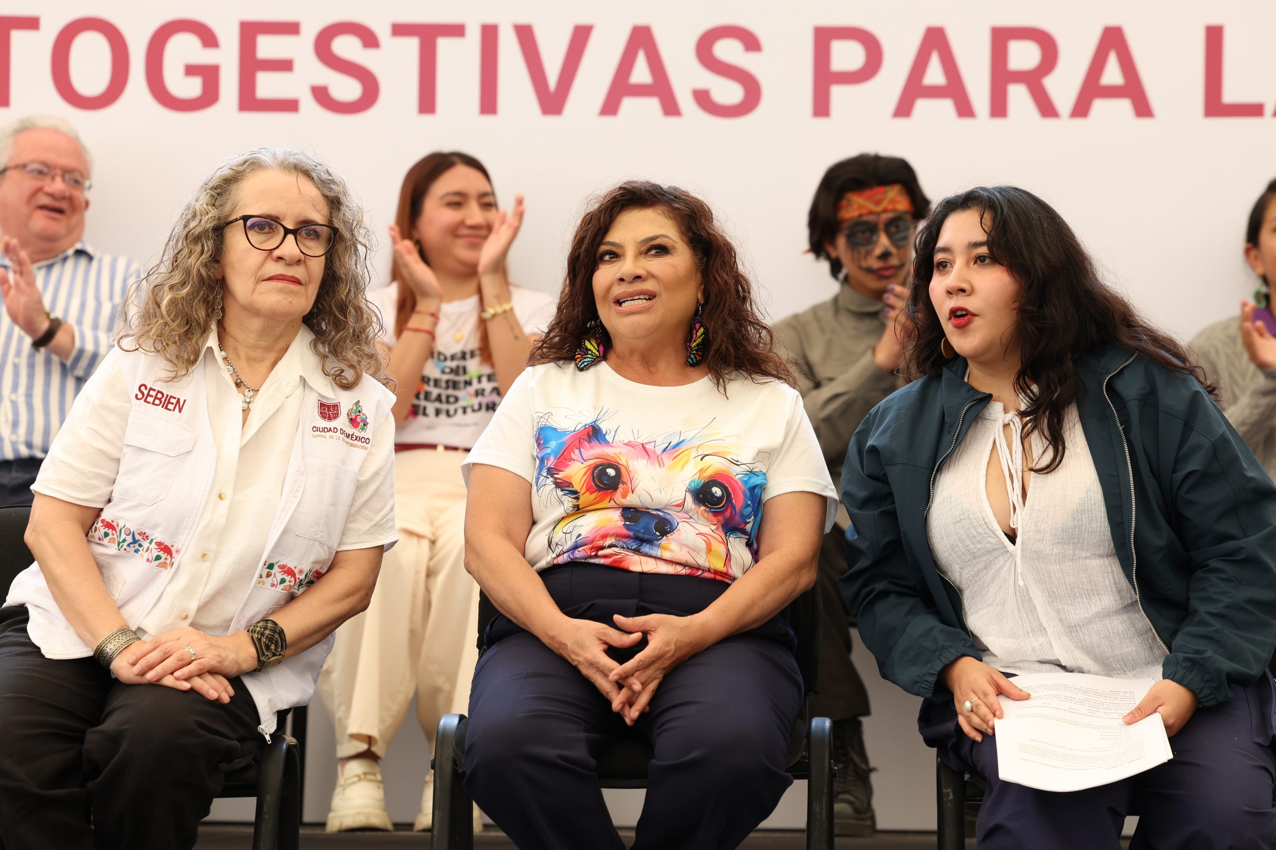 La Jefa de Gobierno de la Ciudad de México, Clara Brugada Molina, encabezó el encuentro Cosecha de Idea. Fotografía: La Isabel.