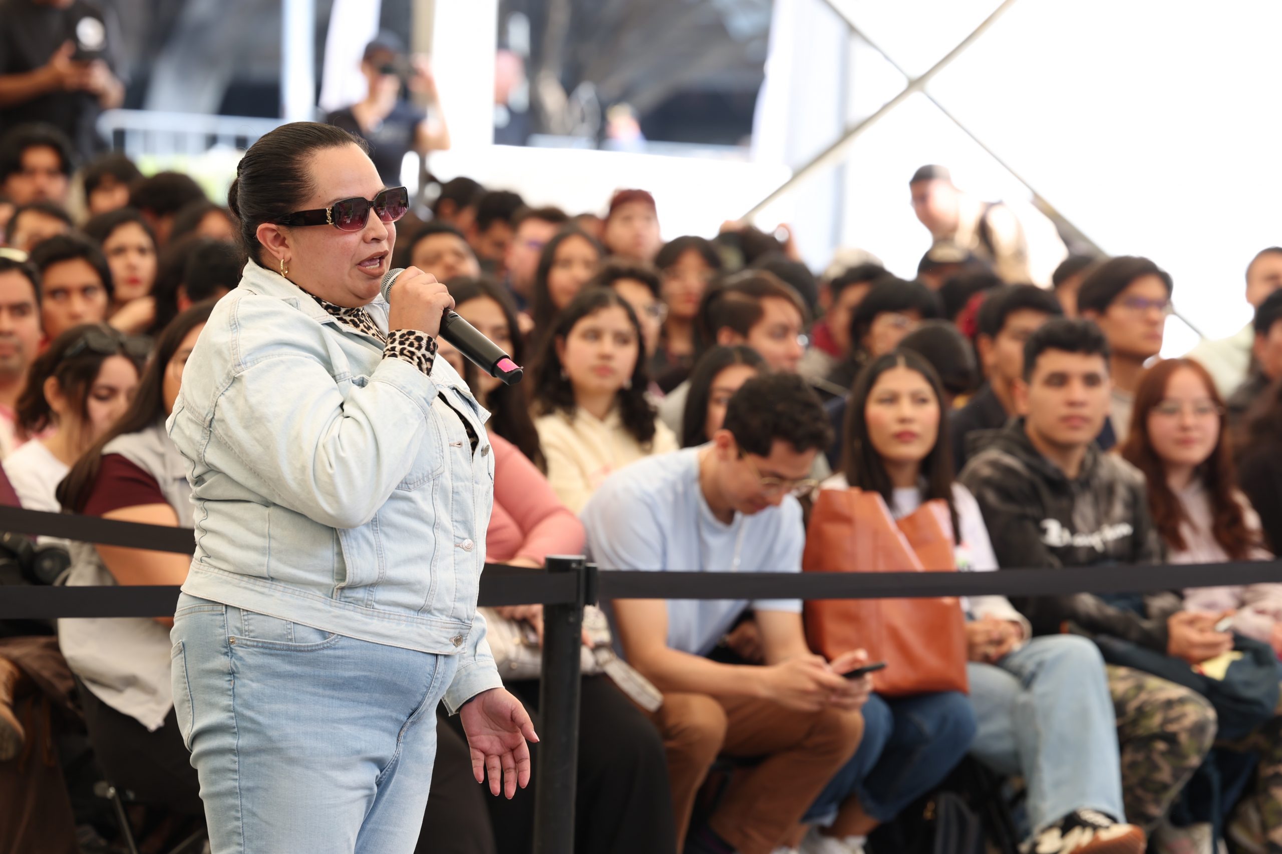La Jefa de Gobierno de la Ciudad de México, Clara Brugada Molina, encabezó el encuentro Cosecha de Idea. Fotografía: La Isabel.