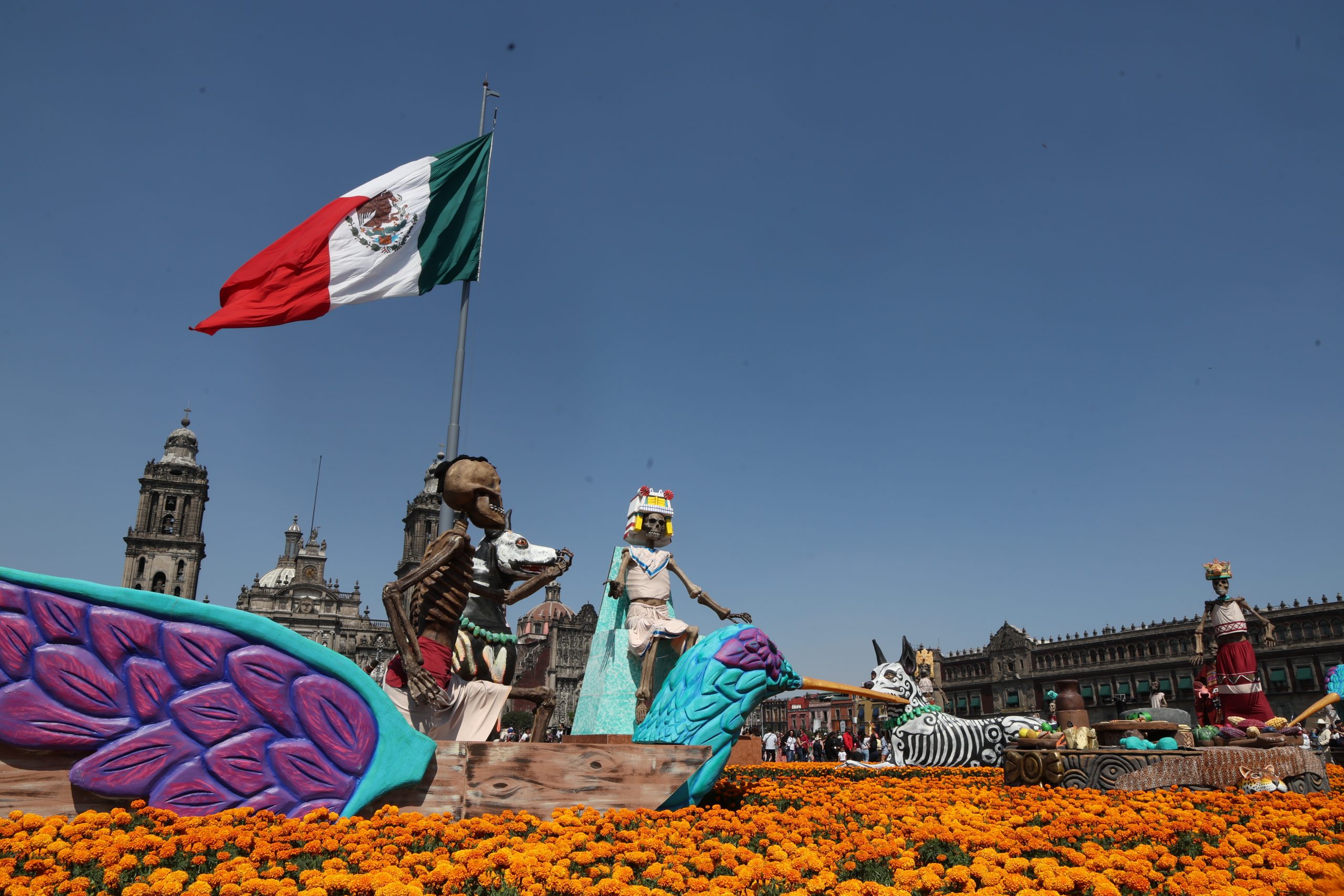 Inauguración de la Ofrenda Monumental en el Zócalo de la Ciudad de México. Fotografía: La Isabel.