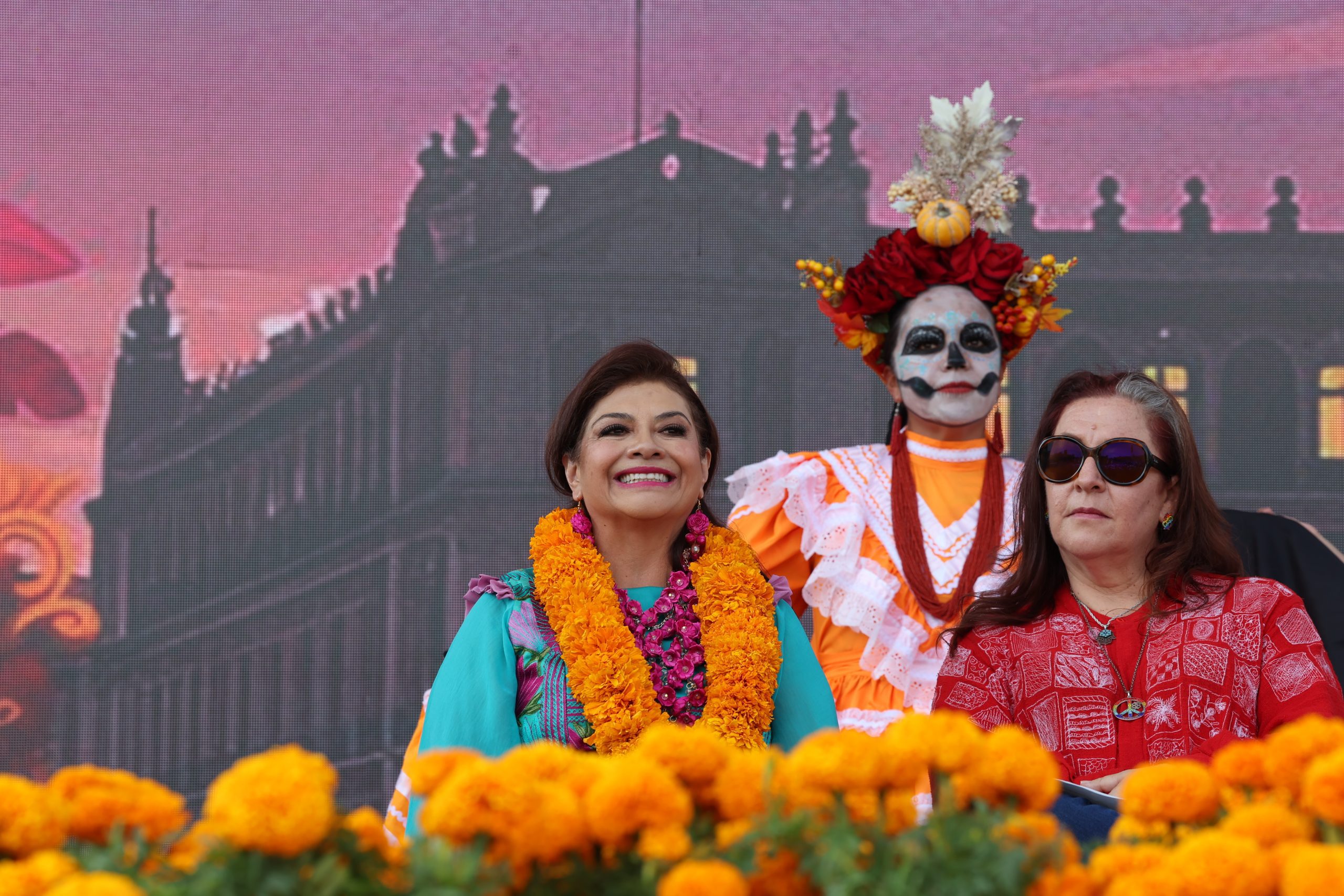 Inauguración de la Ofrenda Monumental en el Zócalo de la Ciudad de México. Fotografía: La Isabel.