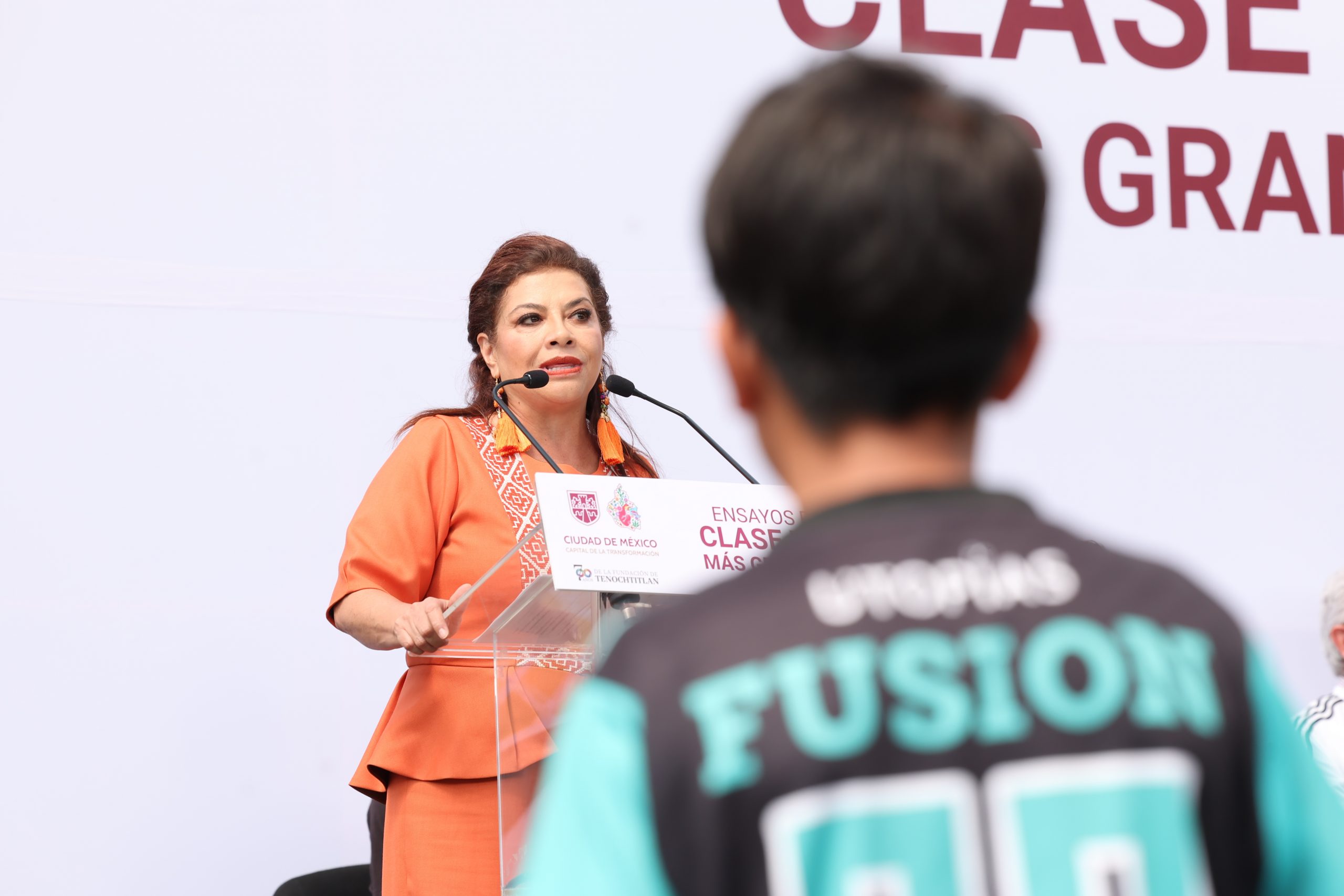 Ensayos rumbo a la Clase de Fútbol más grande del mundo. Fotografía: La Isabel.