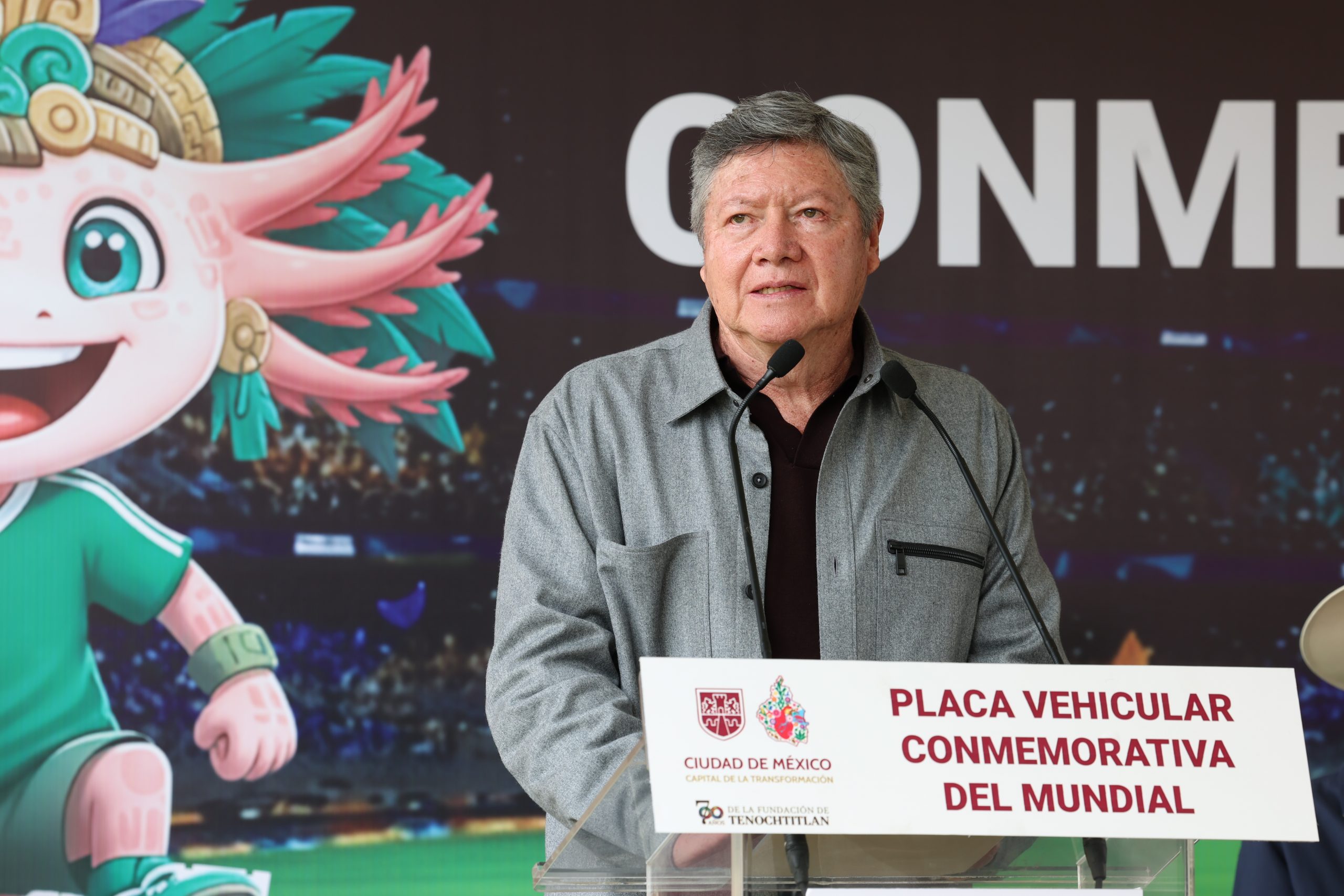 Presenta Clara Brugada la Placa Vehicular Conmemorativa del Mundial 2026: Fotografía: La Isabel.