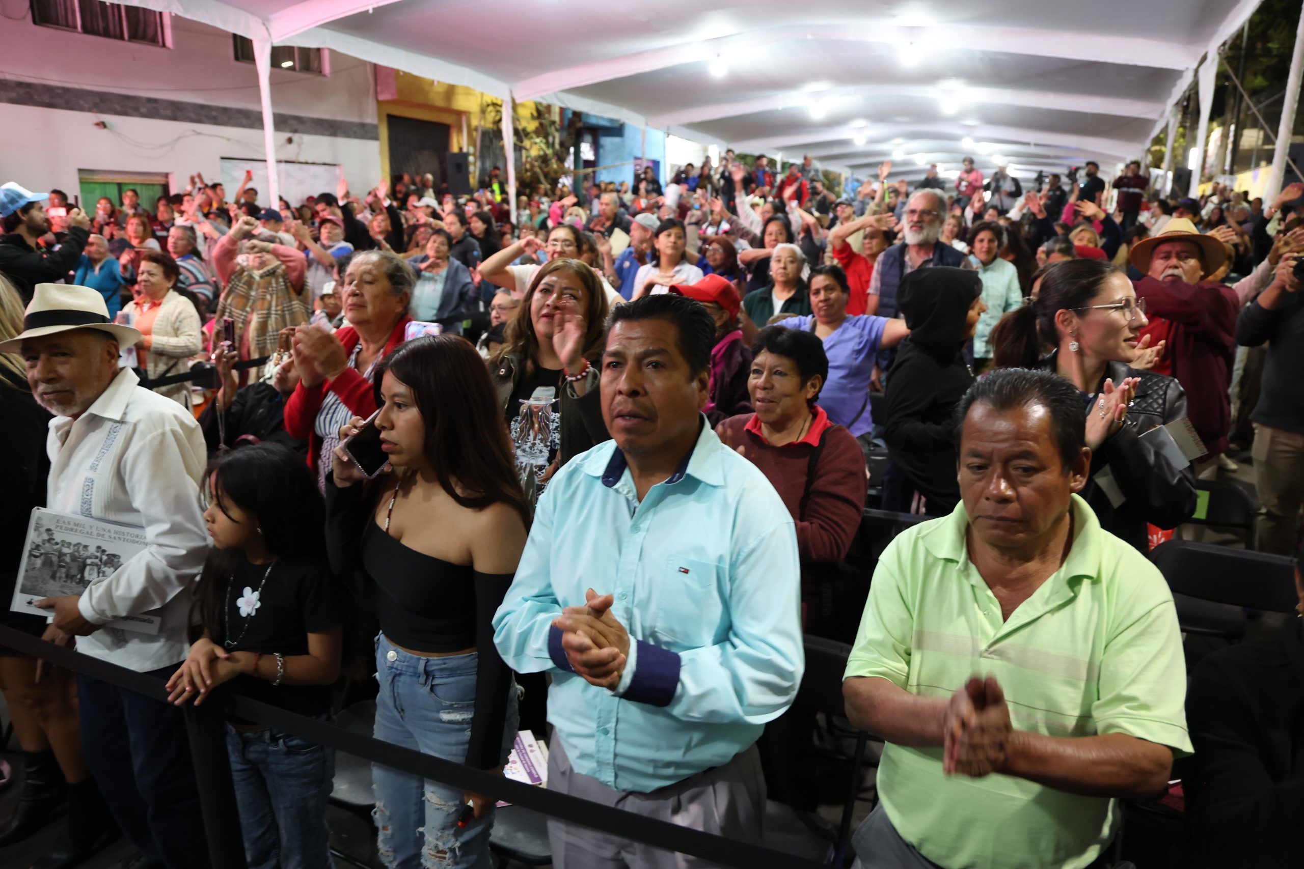 Gobierno Casa por Casa en Pedregal de Santo Domingo, alcaldía Coyoacán. Fotografía: La Isabel.