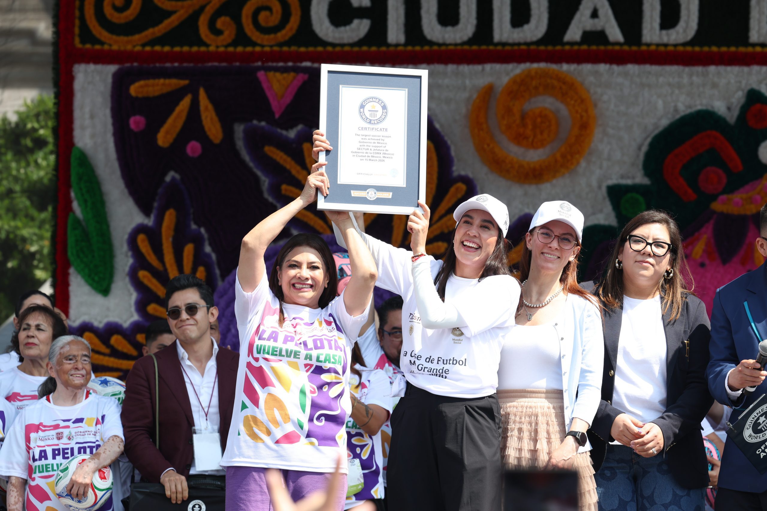La Clase de Fútbol más grande del mundo, Récord Guinness. Fotografía: La Isabel.